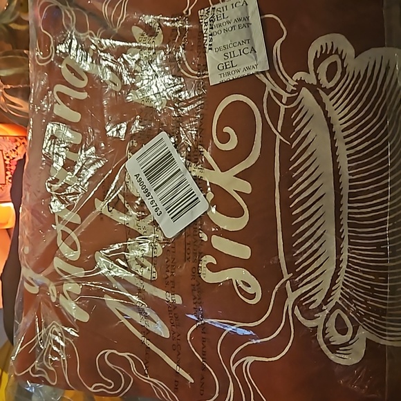 Torrid HOCUS POCUS sweatshirt size 4 - Picture 2 of 3